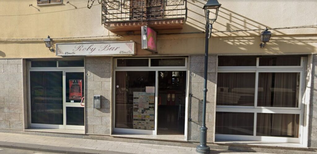 Roby Bar – Roby Bar