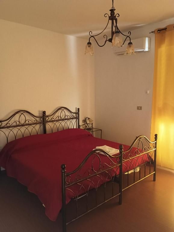 Hotel Mondial 2 – Hotel Mondial 2