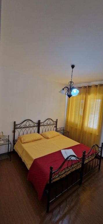 Hotel Mondial 2 – Hotel Mondial 2